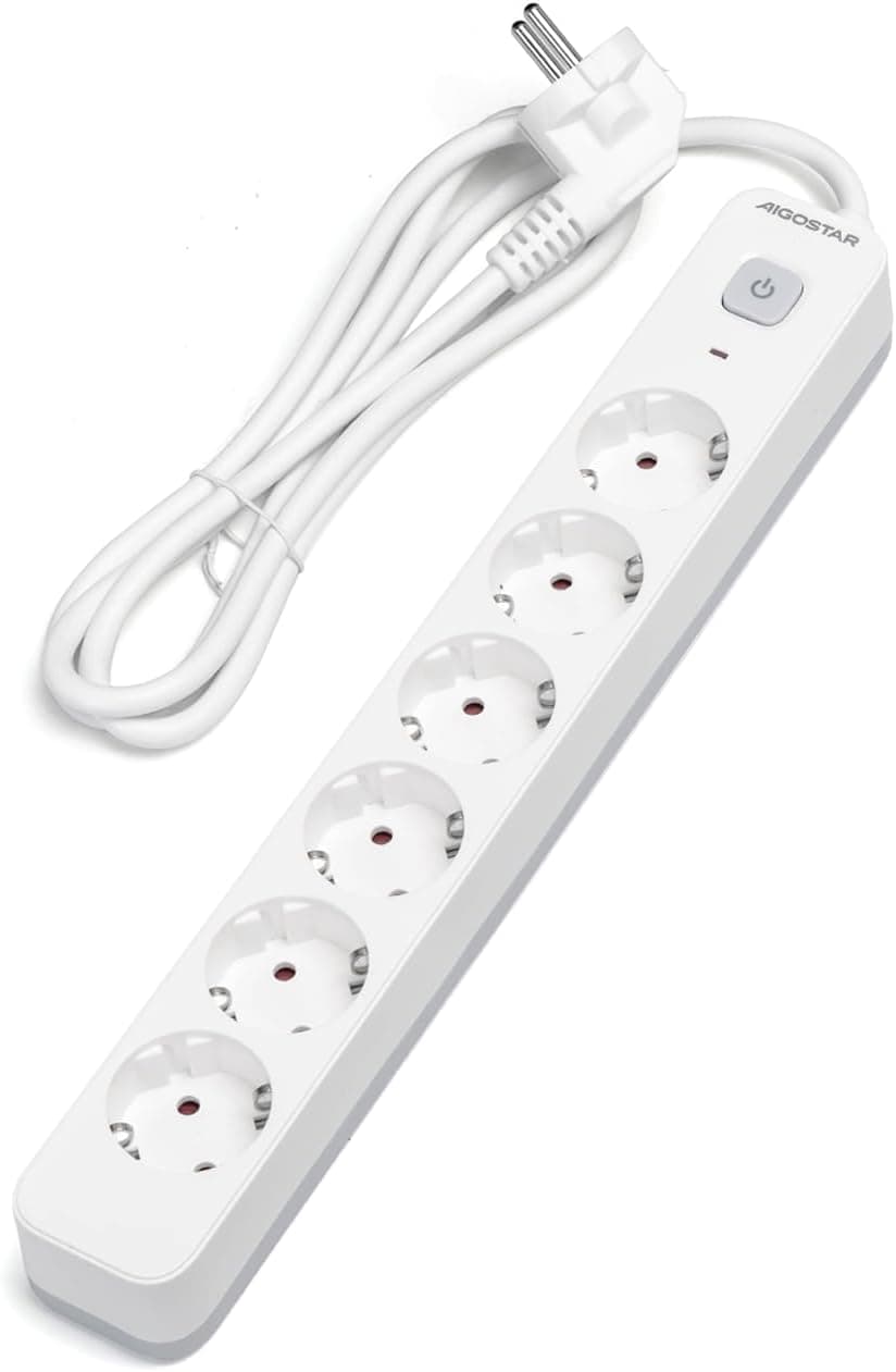 Extensão alemã série L de 6 vias com interruptor. Com um cabo de 1,5 m, 3G e uma espessura de 1,0 mm². Disponível em branco e cinzento elegante, ideal para qualquer casa