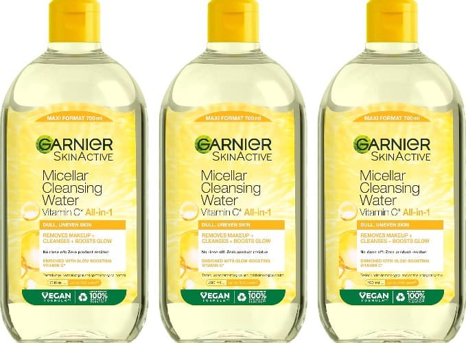 Garnier Água mista com vitamina C, limpa, desmaquilha e ilumina a pele desligada, fórmula hipoalergénica, 700 ml x 3