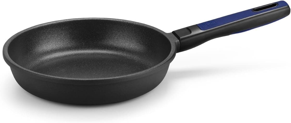 BRA Advanced | Frigideira em alumínio fundido antiaderente de 28 cm com alta resistência a riscos