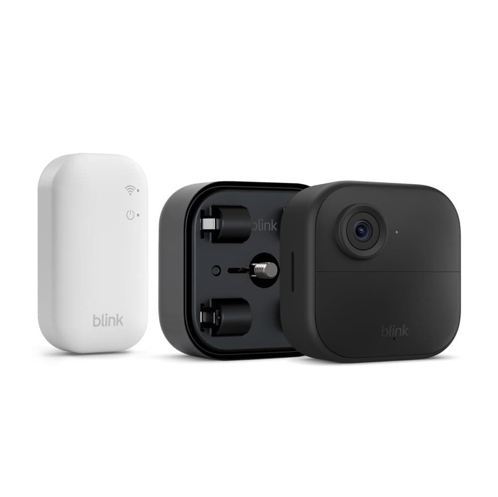 Blink Outdoor 4 + Battery Extension Pack – câmara de segurança HD sem fios da Blink com 4 anos de autonomia, incluí extensão de bateria, Sync Module Core e compatível com Alexa