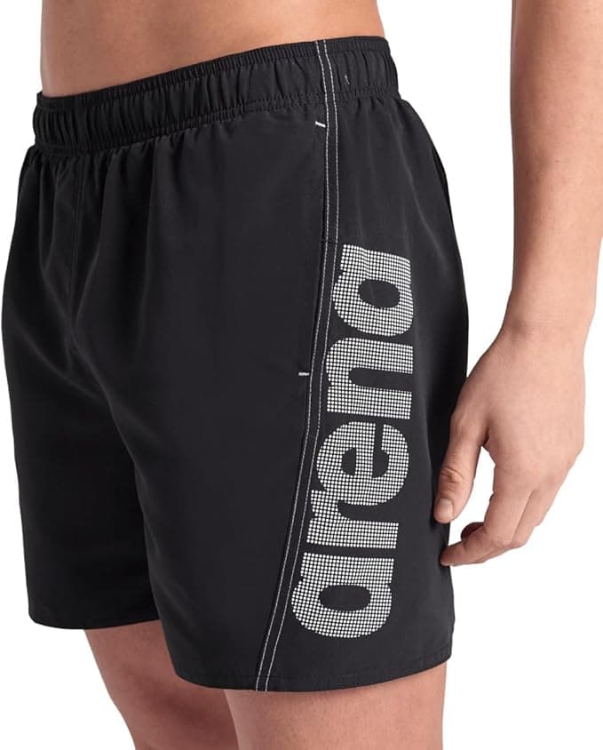 ARENA Fundamentals Logo Boxer R | Calções de banho em poliéster reciclado com bolsos laterais e slip interior para homem