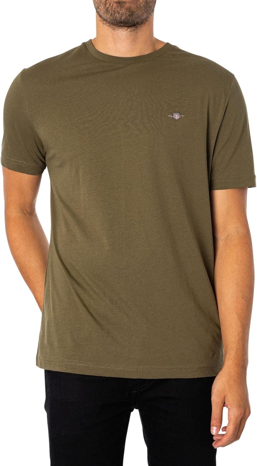 GANT Reg Shield SS | T-shirt masculina em algodão verde juniper com gola redonda e logótipo bordado no peito