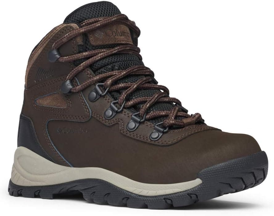 Columbia Newton Ridge Plus Botas de montanha para Caminhada e Trekking — Mulher