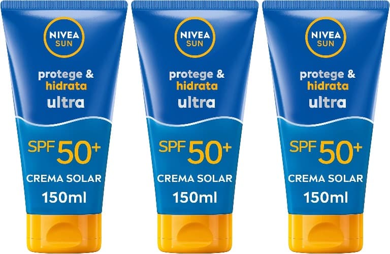 NIVEA SUN Protege & Hidrata Ultra FP50+ – Protetor solar hidratante com 48 h de hidratação, ultra resistente à água, proteção UVA & UVB, 150 ml x3