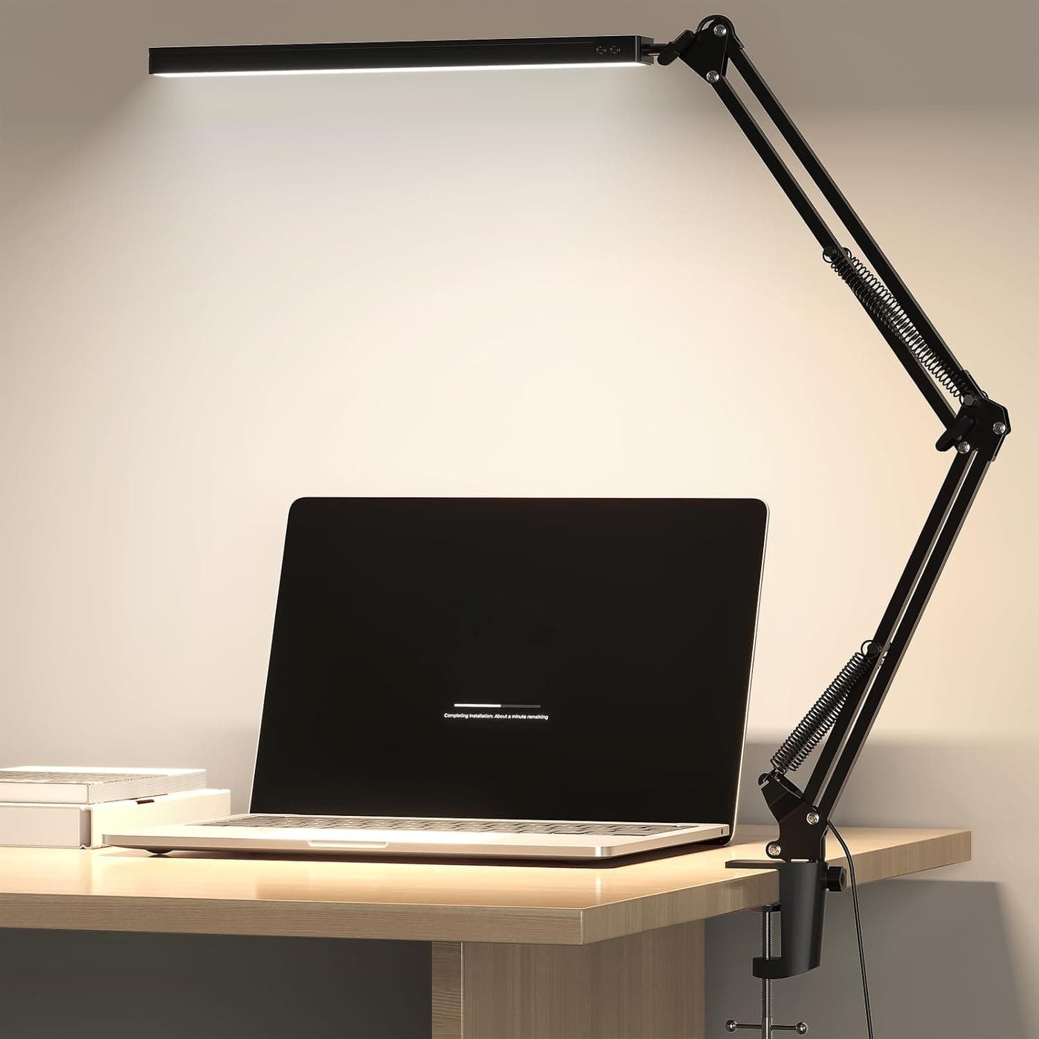 Meltrck Candeeiro de secretária LED com clipe - 1200 LM, 11 níveis de brilho, 5 modos de luz, temporizador 45 min, proteção ocular, braço flexível ajustável